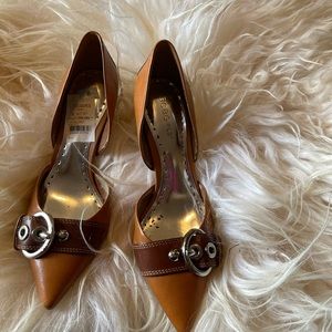 BCBG heels size 8